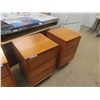 Image 11 : 4pce Bedroom Set : Dresser 31'' x 57'' x 18'' Plus Mirror