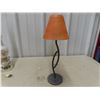 Image 5 : 2 Night Stand Lamps 17'' H , Tealight Candle Holder 