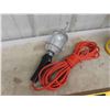 Image 2 : 2 Levels, Trouble Light & Halogen Work Light