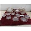 Image 1 : 14 Pieces Pressed Glass 1902 Mahattan Pattern.