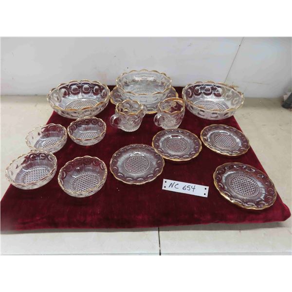 14 Pieces Pressed Glass 1902 Mahattan Pattern