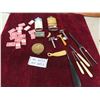 Image 1 : Vintage Razors, Auto stop Blades, Some Still Sealed