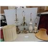 Image 1 : 4 Table Lamps, Tallest is 36'', 2 Shades, Brass & Glass 