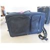 Image 8 : 2 Suit Cases 