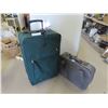 Image 1 : 2 Suitcases, 1 Carry On 