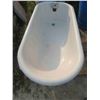 Image 2 : Antique Cast Bath Tub with 4 Feet 