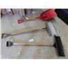 Image 1 : 3 Shovels: Scoop & Snow