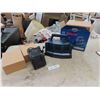 Image 1 : Bosch 6 Bay 18V Sequential Charger + 2 Single 18V-40 