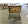 Image 5 : Vintage Wooden Chest 17 x  28 X 20"