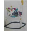 Image 2 : Fisher-Price Baby Bouncer SpaceSaver Jumperoo Musi