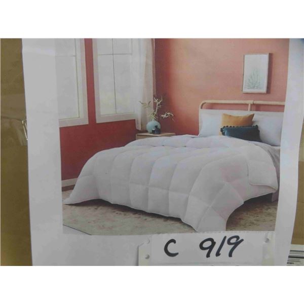 LINENSPA White Down Alternative Comforter - All Season Comforter 