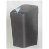 Image 2 : Bathroom Trash Can with Lid Touchless Automatic Garbage Can, 2.6 