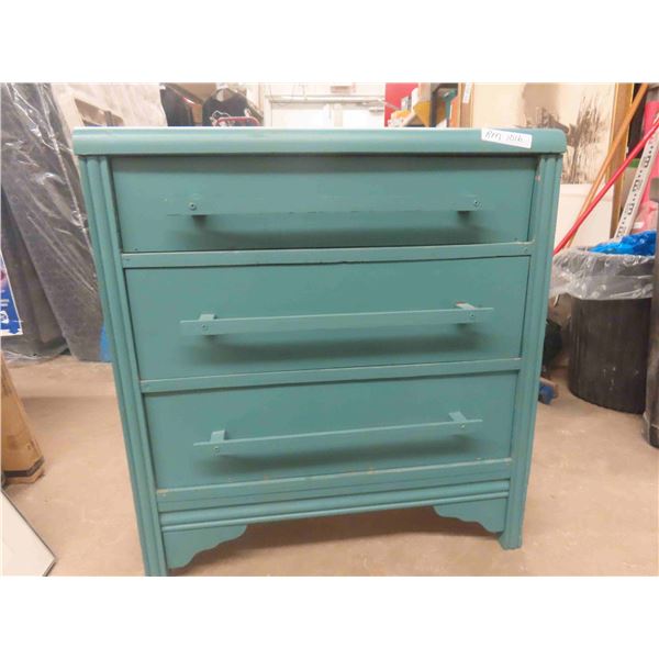 Painted 3 Drawer Dresser 35'' x 32'' x 17'' 
