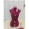 Image 2 : Seamstress Mannequin