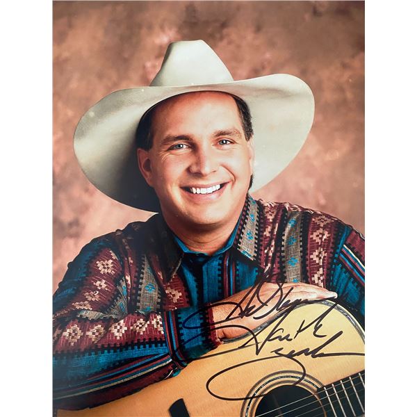 Garth Brooks signed photo