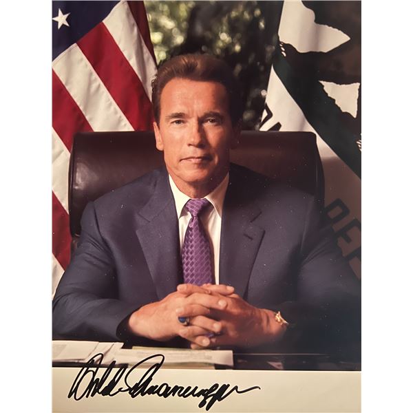 Arnold Schwarzenegger facsimile signed photo
