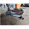Image 8 : PowerBuilt Triple Lift Floor Jack 2 Ton (4000 lbs) Capacity
