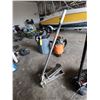 Image 2 : Model 647600 Hydraulic Floor Jack