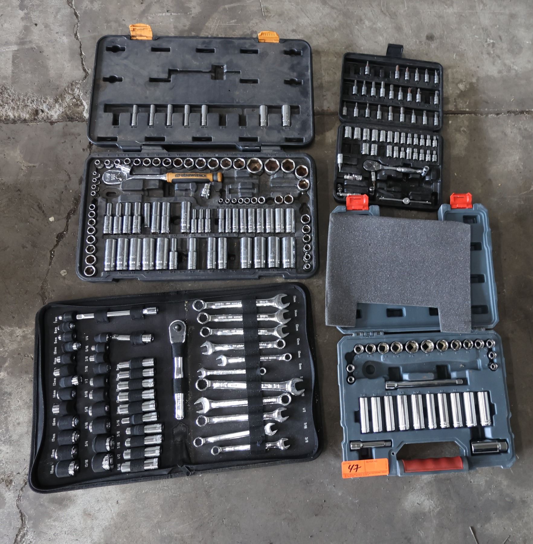 Full Rachet Set Box Qty 4 Ratchet & Sockets Sets in Hard Cases (incomplete)