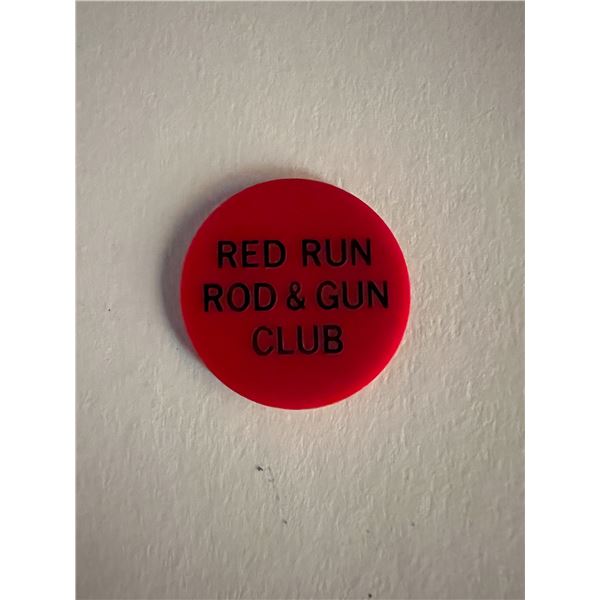 Red Run Rod & Gun club plastic disc