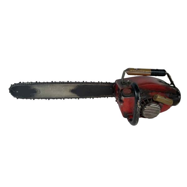Ash vs Evil Dead (2015-2018) - Ash (Bruce Campbell) Chainsaw