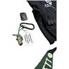 Image 2 : Star Wars - The Book of Boba Fett (2021-) - Crew Gift Collection Pennant, Guitar Picks, etc