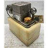 Image 2 : Showa #LCB 4 7604 Lubricator