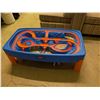 Image 1 : Step 2 Hot Wheels Car and Track Play Table