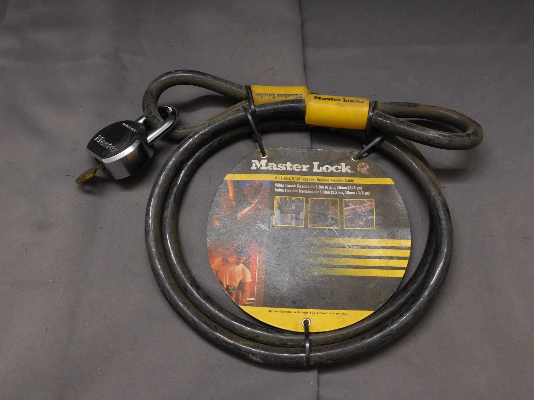 Master Lock Braided Flexible Cable w Padlock & Key