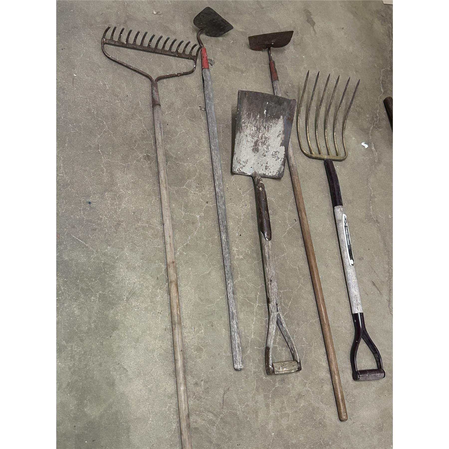 Lot of 5 Farm Tools Hoe, Manure Fork, Shovel, Rake