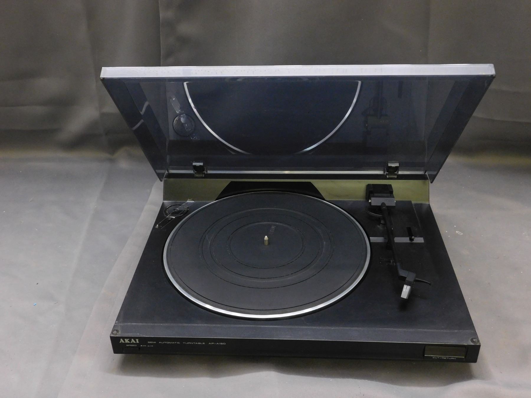 Platine Vinyle Akai AP-A1 Semi-Automatique 33/45 Tours Japon - Testée Et Fonctionnelle