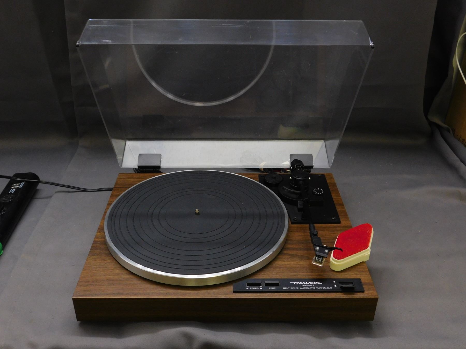Realistic Lab 220 Realistic LAB-290 Turntable Record Player