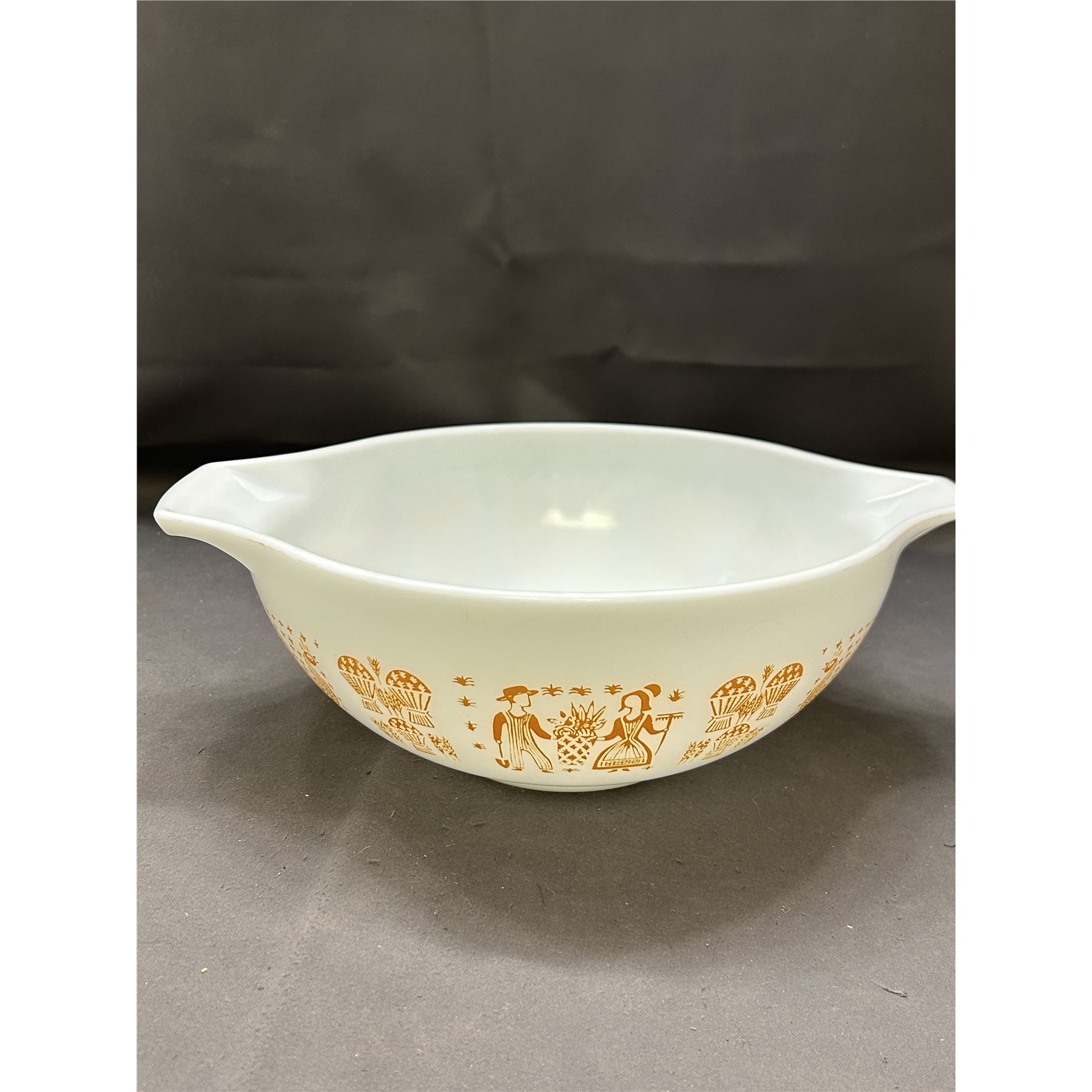 Pyrex Pumpkin Butterprint Cinderella Mixing Bowl #444