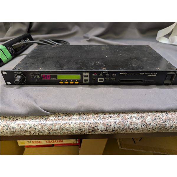 Yamaha EMP 7000 Multi Effect Processor