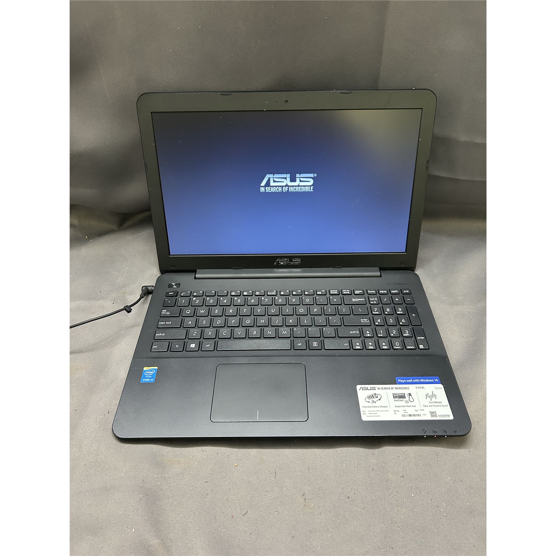 ASUS F554L Intel i5 Laptop w Power Cord