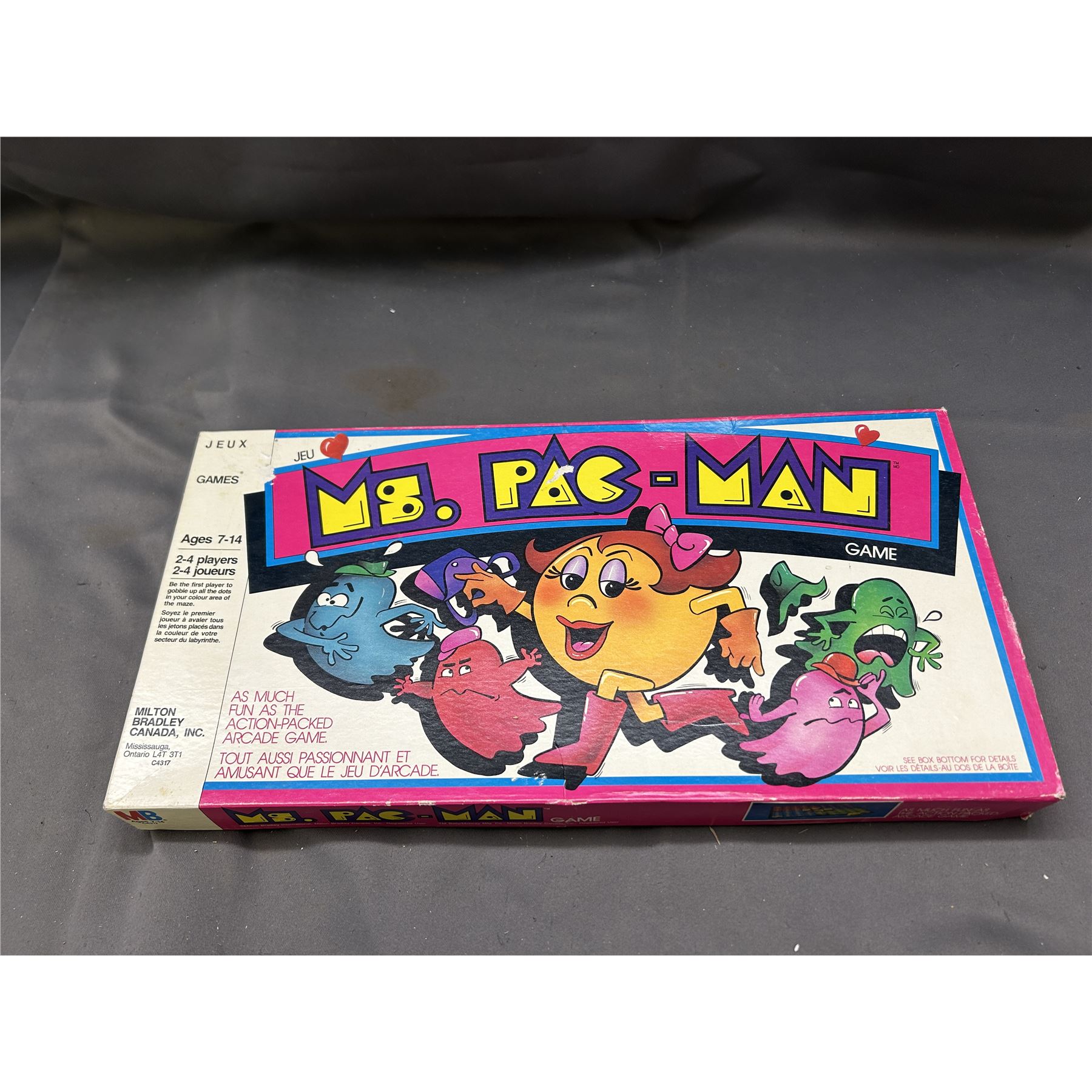 Ms Pac-Man Tabletop Board Game Milton Bradley (complete)
