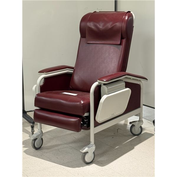 FAUTEUIL DE REPOS MÉDICALISÉE -DOSSIER INCLINABLE ET REPOSE JAMBES AJUSTABLE WINCO