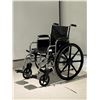 FAUTEUIL ROULANT PLIABLE MEDLINE