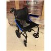 Image 2 : FAUTEUIL ROULANT PLIABLE MOBB HEALTHCARE #MHTC12BBE