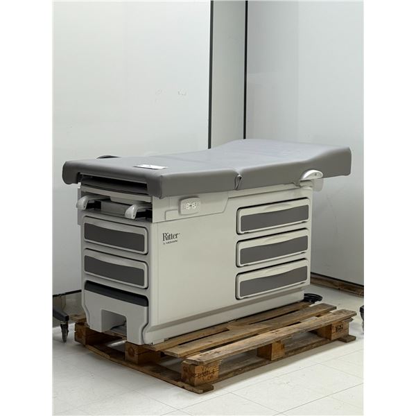 TABLE D'EXAMEN RITTER A/PRISE ET LAMPE GREEN SERIE
