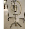 Image 1 : FOOT OPERATED 2-PISTON FILLING MACHINE
