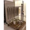 Image 3 : SUPPORTS EN INOX AVEC CYLINDRE PNEUMATIQUE