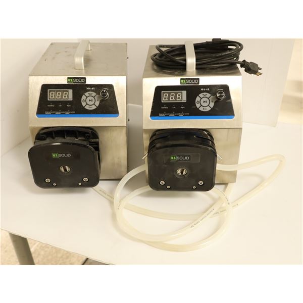 LOT DE 2 POMPES DOSEUSES SOLID M6-6L (I- MANQUE PIÈCES )