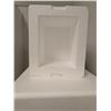 Image 4 : LOT: 3 INSULATED CONTAINERS ASST.