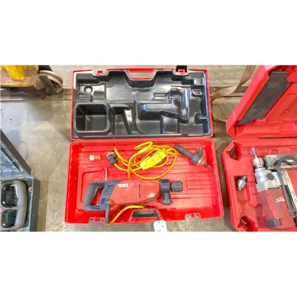 HILTI DD 150-U 120-VOLT 3-GEAR DIAMOND CORING DRILL IN HARD TRANSPORT CASE