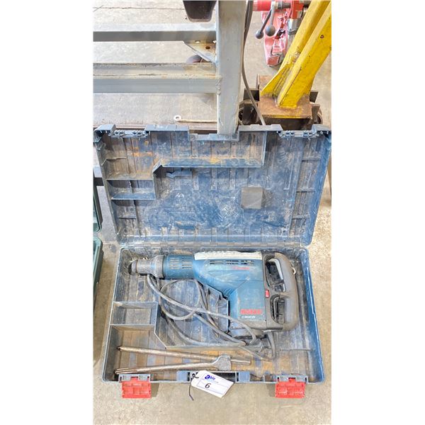 BOSCH 11236EVS 120V 1-5/8" BRUSHED HAMMER DRILL IN HARD TRANSPORT CASE