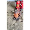 Image 3 : 12 TON AIR HYDRAULIC BOTTLE JACK & SMALL ORANGE BOTTLE JACK