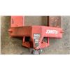 Image 3 : JOHNSTON RED 5500LB CAPACITY PALLET JACK