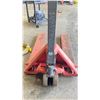 Image 4 : JOHNSTON RED 5500LB CAPACITY PALLET JACK