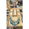 Image 1 : MICROMETER 12"-16" WITH STANDARD INTERCHANGEABLE ANVILS IN CASE